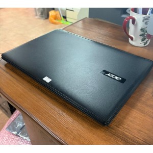 Ноутбук Acer ES1-571. Photo 3